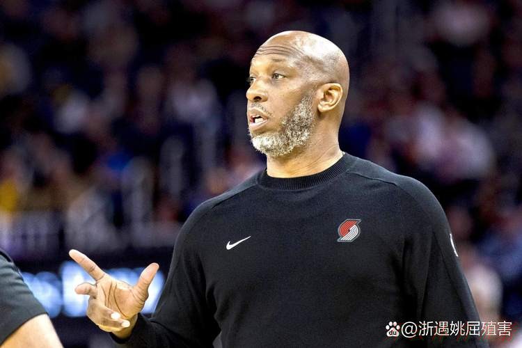 KAI YUN SPORT：杨瀚森2分2板武切维奇压哨绝杀 公牛胜开拓者